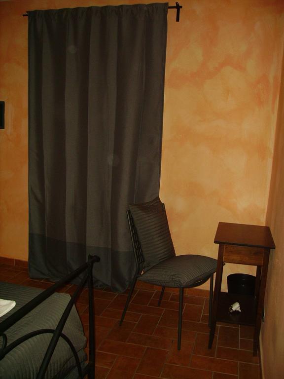 La Voliera Bed & Breakfast Pisa Rum bild