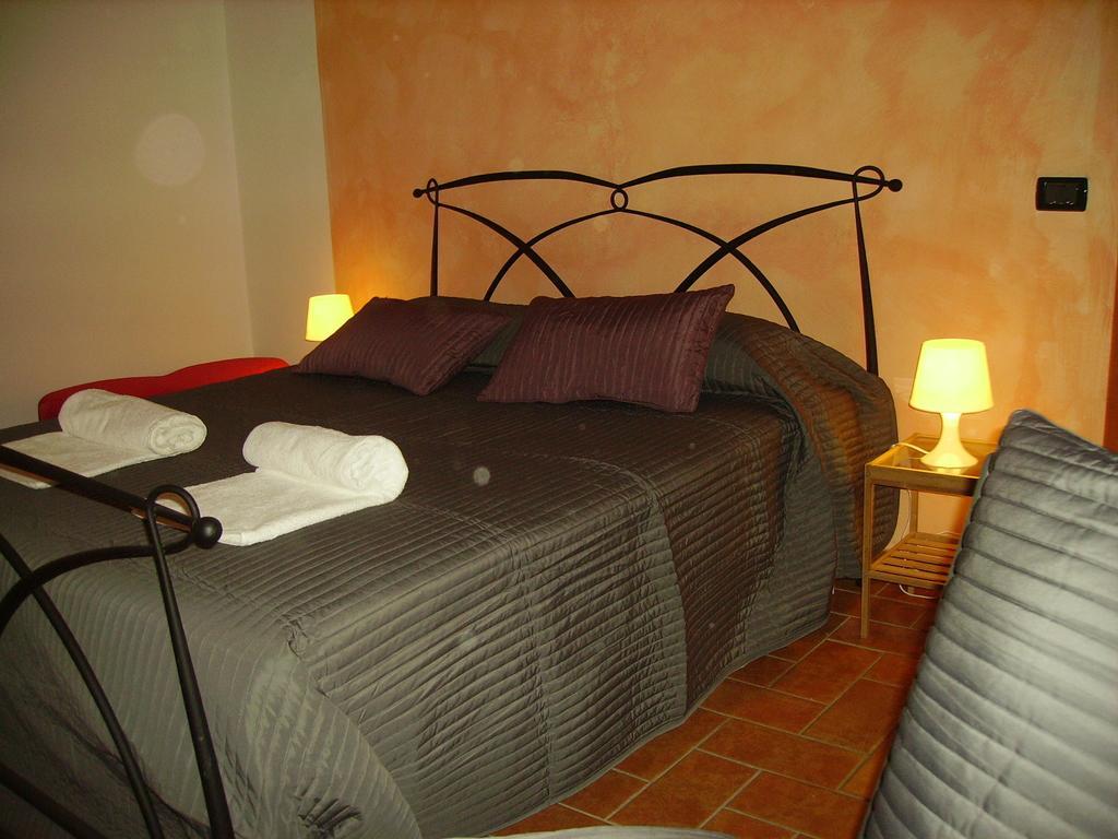 La Voliera Bed & Breakfast Pisa Rum bild